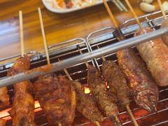 -哈尔滨小酒馆·鲜肉现穿自助烧烤(康新花园店)