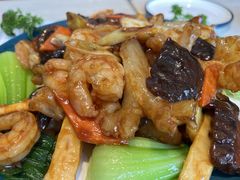 -小船渔村•大连菜•大连焖鱼(黄河路店)