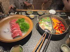 -三出山火锅(南京万象天地店)