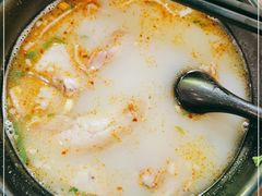 -万红路羊汤烧饼店(将台路店)