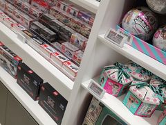 -泡泡玛特POPMART(万达店)