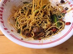 -犟一碗双椒鸡面(得意世界店)