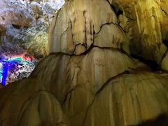 -巴马水晶宫