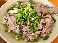 -大众跷脚牛肉馆·非遗传承单位(峨眉山店)