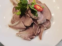 -侬佳蒸菜馆(听潮店)