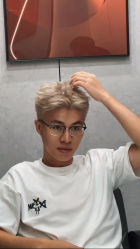 -A&L salon