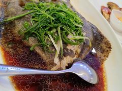 -泓历皇朝酒店(东亭店)