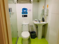 -7天酒店·北京学院路六道口地铁站店