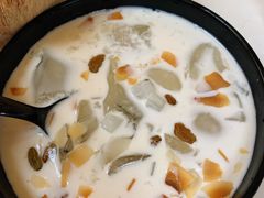 -志龙皇冠吃货椰子铺