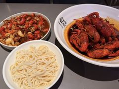 -龙巢盱眙龙虾·牛蛙·烧烤宵夜(八卦岭店)