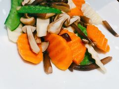 -雀蓝川菜(奥体广场店)