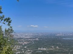 -鬼笑石后山停车场