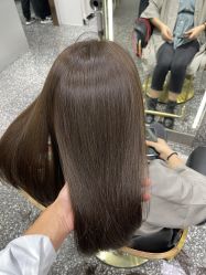 -Tloml salon