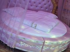 -梦幻城堡轻奢实景酒店(川大望江校区地铁站店)