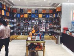 -VENCHI 闻绮(北京国贸商城店)