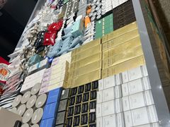 -嗨特购HitGoo(朝阳合生汇店2店)