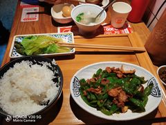 -三两粉(深圳龙华上塘店)