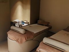 -左右Massage/Spa(长寿路店)