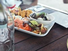 -Bully Hayes Restaurant & Bar