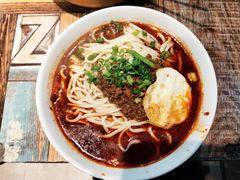 招牌传统麻辣面-聚合鑫东北熏酱熟食麻辣面(长阳店)
