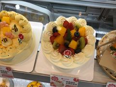 -花花卷卷·鲜食蛋糕(静安久光百货店)