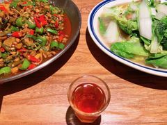 -泥糊破店小酒馆·团建聚餐(南京西路店)