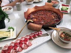 -墨居上隐·院子里火锅(峨眉店)