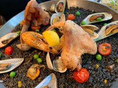 西班牙传统墨鱼汁海鲜饭-四季天方包子