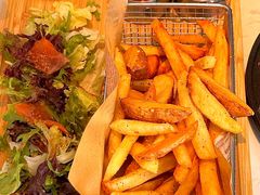 -ins森林童话餐厅coffee&bistro