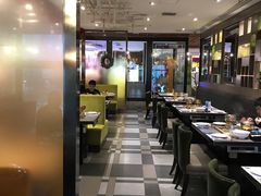 -小天鹅戴斯酒店鲸鲨百汇创作料理