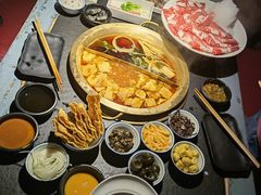 -九鼎轩脆毛肚火锅(南京东路店)