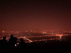 -鬼笑石后山停车场