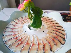 -马家斑.鲜鱼火锅(松湖万科店)