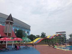 -沈阳龙润夏宫温泉水乐园