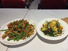 -小河公主秘制烤羊腿(小绿谷店)