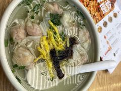 现包清鸡汤鲜虾小馄饨-苏小柳点心·手作小笼包(新街口分院店)