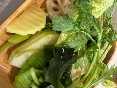 蔬菜拼盘-左庭右院鲜牛肉火锅(京西大悦城店)