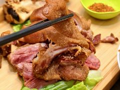 -南京悦客假日酒店