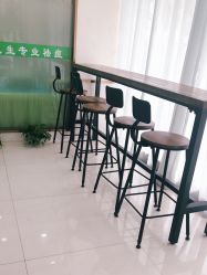 -苗医生专业祛痘·皮肤管理