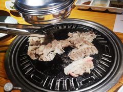 -唯成•韩国炭火烤肉 유성고기