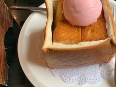 -河畔春天时尚餐厅