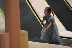 -奈尔宝家庭中心·亲子餐厅(鄞州万达店)