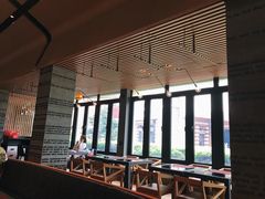 -WOLFGANG PUCK KITCHEN & BAR(迪士尼小镇店)