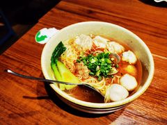 馄饨竹升面-全渔村小海鲜