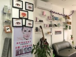 点击看大图 店内环境-朵琳·美甲美睫纹绣