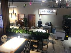-姜君·千岛湖鱼头馆(浦东大道店)