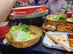 -秦炉烤肉(财富中心店)