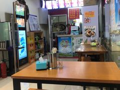 大堂-门框胡同百年卤煮(鸟巢店)