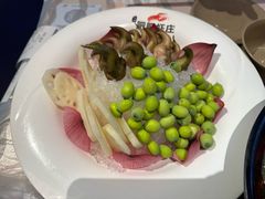 -肥肥虾庄·金牌油焖大虾(汉街SKP店)