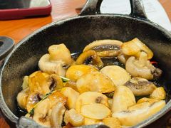 橄榄油香草煎蘑菇-CRAZYONES西班牙海鲜饭(上海美罗城店)